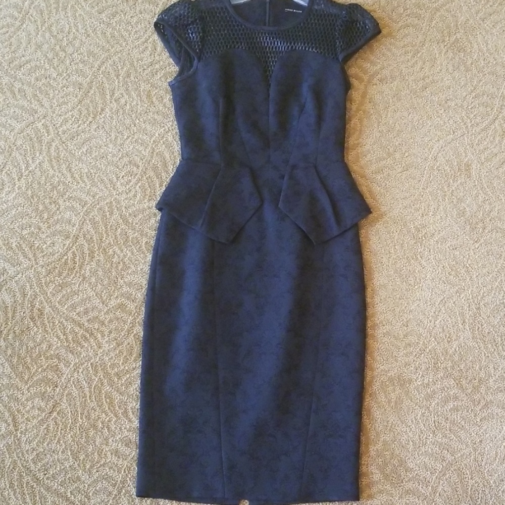 Karen Millen. Black dress. US 4